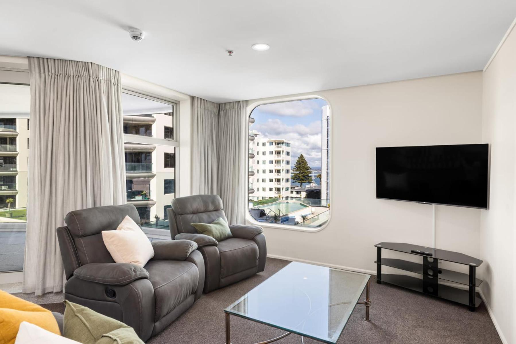 A Strand Of Paradise, Oceanside Views & Pool Mount Maunganui Exterior foto